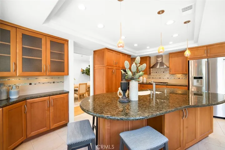 Fantastic location at end of quiet cul de sac backing to trail.  Make 14 a DONE DEAL!