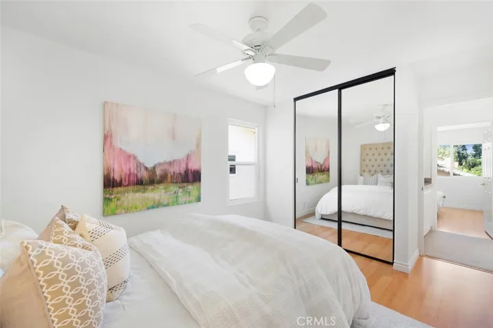 Fantastic location at end of quiet cul de sac backing to trail.  Make 14 a DONE DEAL!