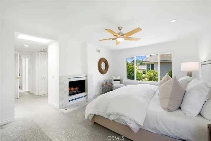 Fantastic location at end of quiet cul de sac backing to trail.  Make 14 a DONE DEAL!