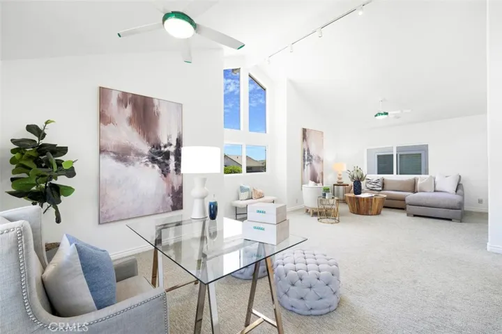 Fantastic location at end of quiet cul de sac backing to trail.  Make 14 a DONE DEAL!