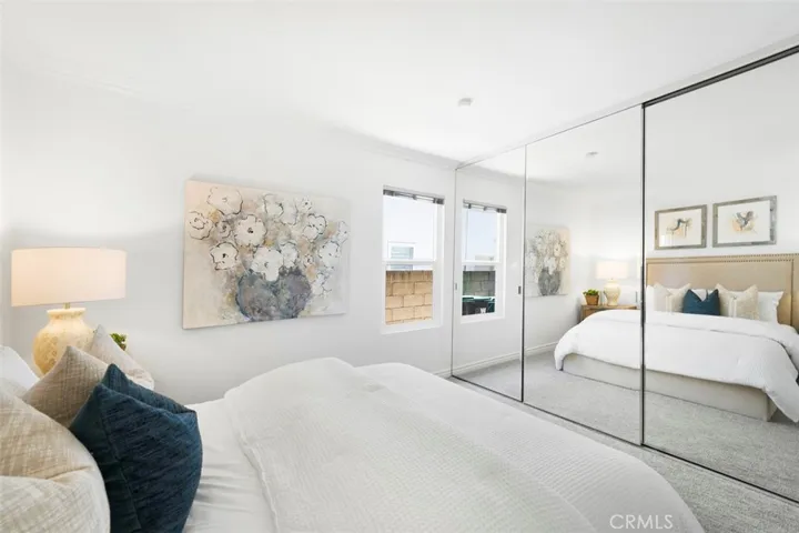 Fantastic location at end of quiet cul de sac backing to trail.  Make 14 a DONE DEAL!