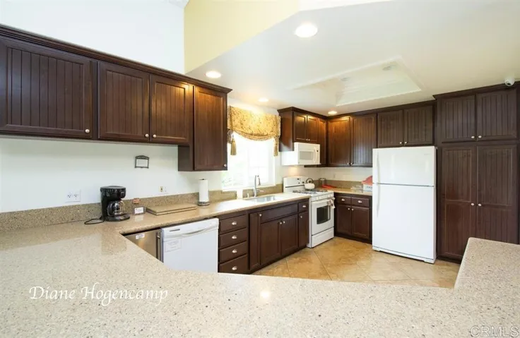 Clubhouse Kitchen