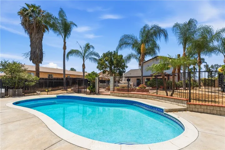 10980 Norwood Avenue, Riverside, California 92505