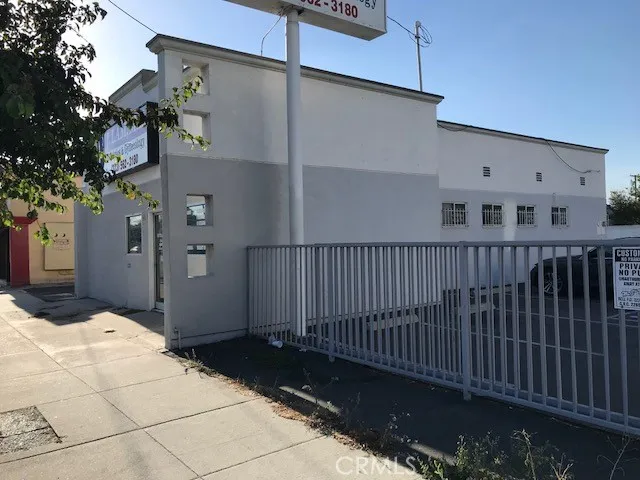 4811 Florence, Bell, California 90201 — photo 5