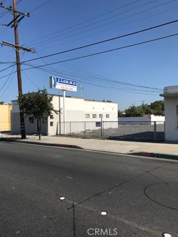 4811 Florence, Bell, California 90201
