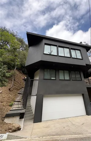 10051 Westwanda Drive, Beverly Hills, California 90210