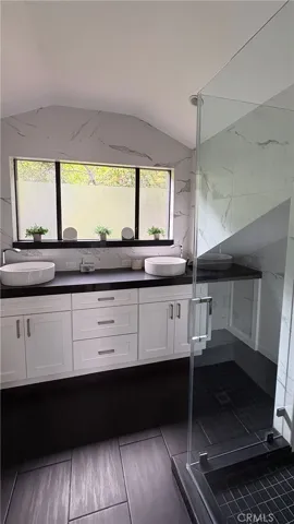 10051 Westwanda Drive, Beverly Hills, California 90210