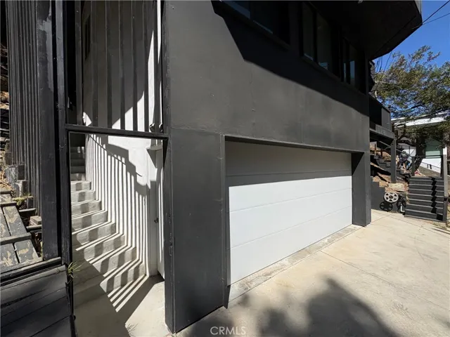 10051 Westwanda Drive, Beverly Hills, California 90210