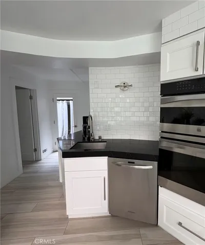 10051 Westwanda Drive, Beverly Hills, California 90210