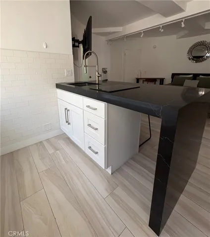 10051 Westwanda Drive, Beverly Hills, California 90210