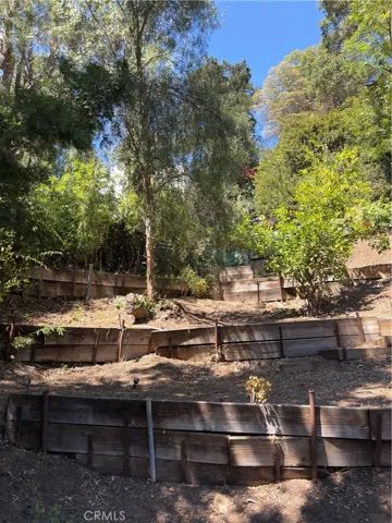 10051 Westwanda Drive, Beverly Hills, California 90210
