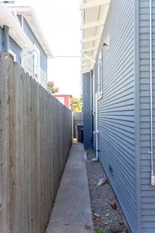 2921 Havenscourt Blvd, Oakland, California 94605