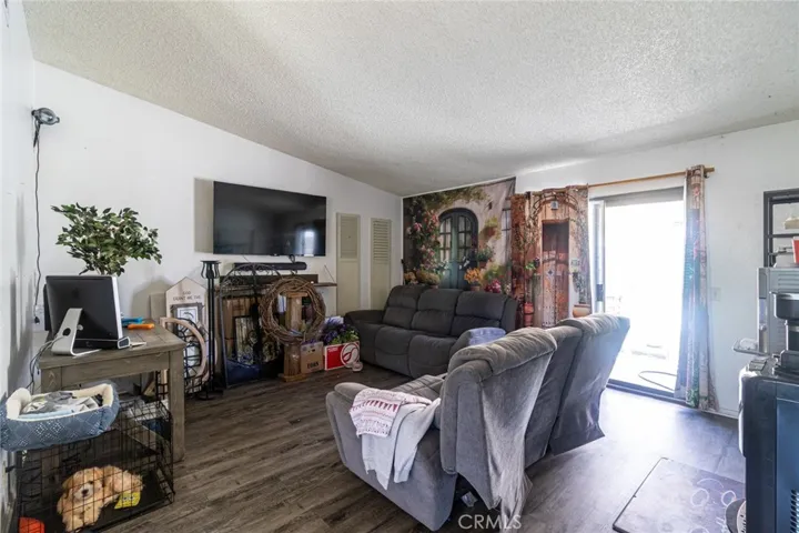 1165 Timpanogus Court, San Jacinto, California 92583