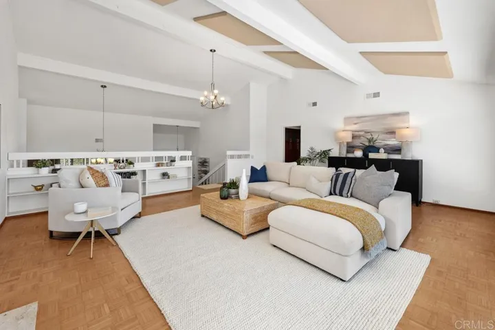 2020 Caminito Circulo Sur, La Jolla, California 92037