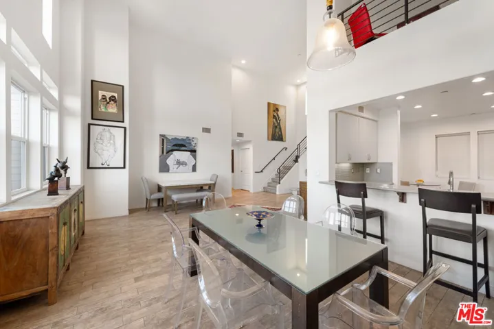 7100 Playa Vista Drive 405, Playa Vista, California 90094