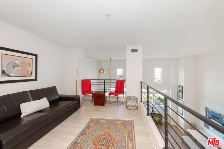 7100 Playa Vista Drive 405, Playa Vista, California 90094