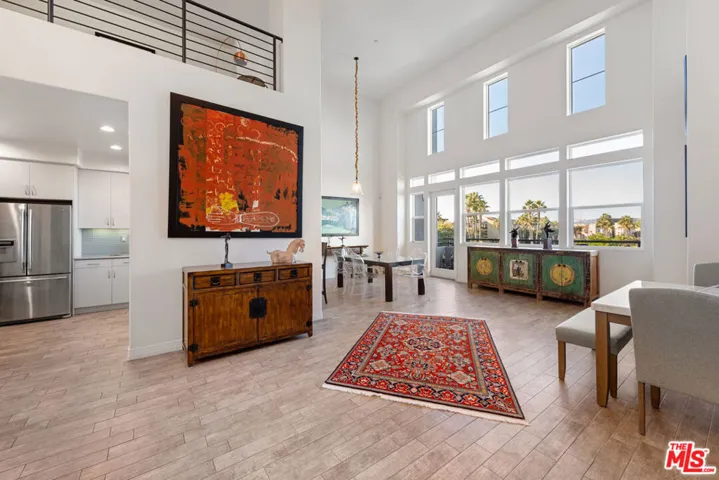 7100 Playa Vista Drive 405, Playa Vista, California 90094