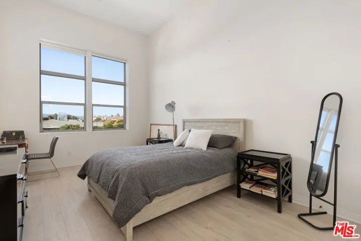 7100 Playa Vista Drive 405, Playa Vista, California 90094