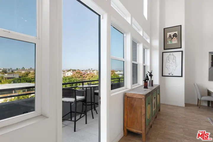 7100 Playa Vista Drive 405, Playa Vista, California 90094