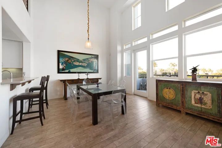 7100 Playa Vista Drive 405, Playa Vista, California 90094