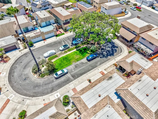 8237 Henshaw, Buena Park, California 90621