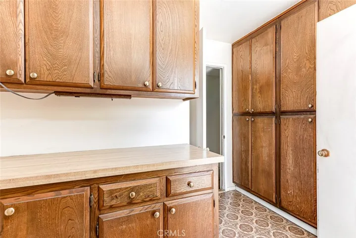 8237 Henshaw, Buena Park, California 90621