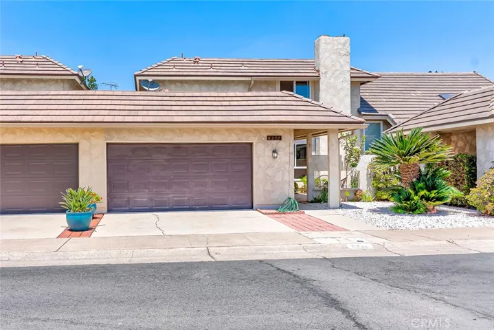 8237 Henshaw, Buena Park, California 90621