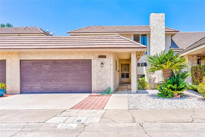 8237 Henshaw, Buena Park, California 90621