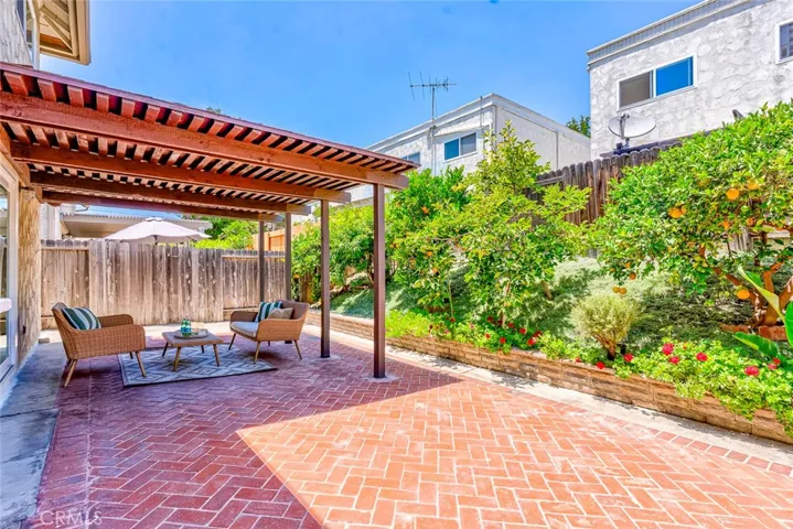 8237 Henshaw, Buena Park, California 90621