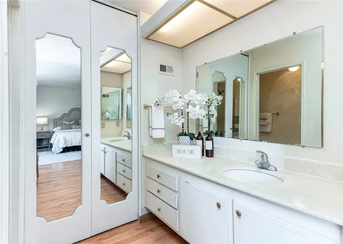 8237 Henshaw, Buena Park, California 90621