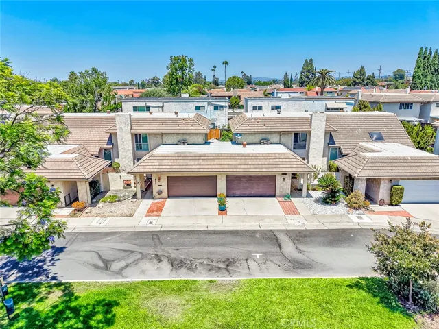 8237 Henshaw, Buena Park, California 90621