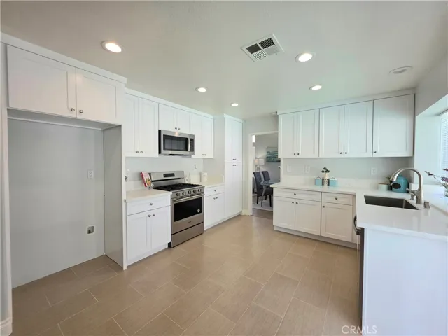 3441 Chance, Corona, California 92882
