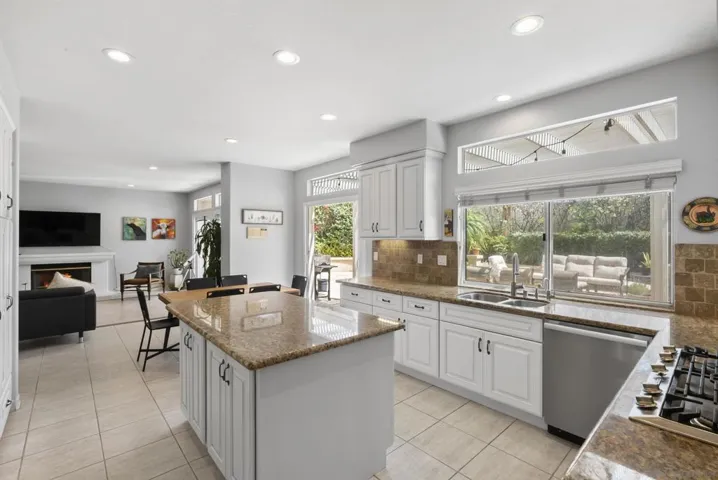 4953 Mcgill Way, San Diego, California 92130