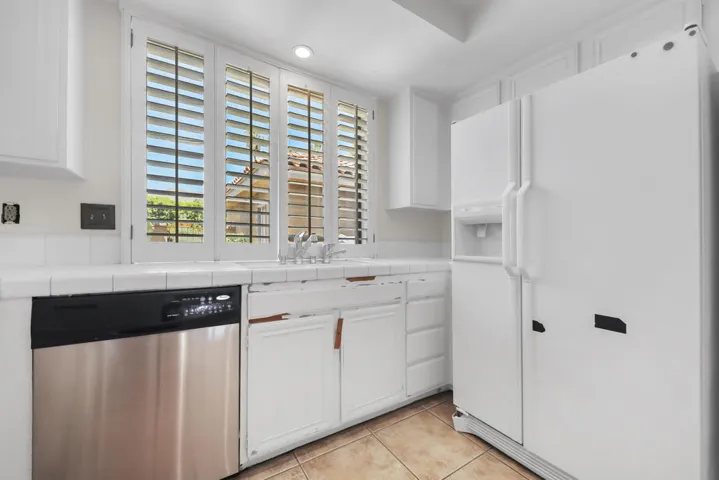 KITCHEN VIEW