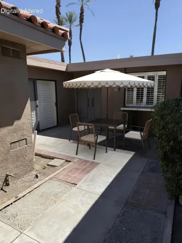 COURT YARD 2