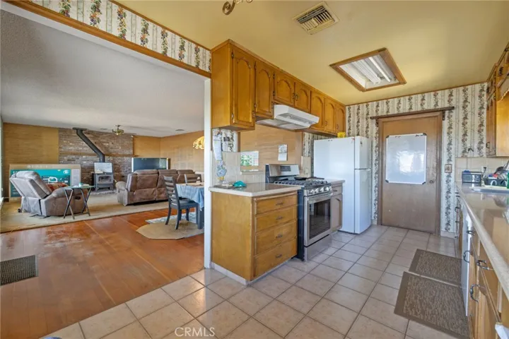 16565 Lacey Boulevard, Lemoore, California 93245