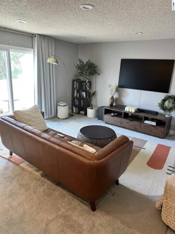 725 Auburn Pl, Hayward, California 94544