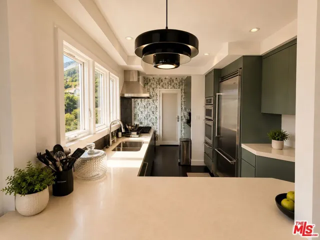 8810 Hollywood Boulevard, West Hollywood, California 90069