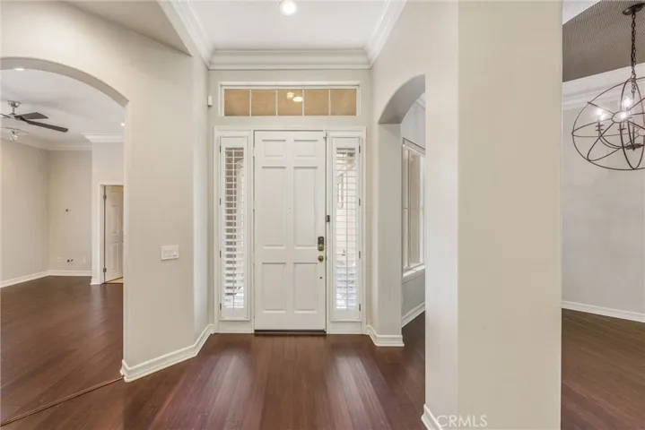 Grand foyer with crown molding