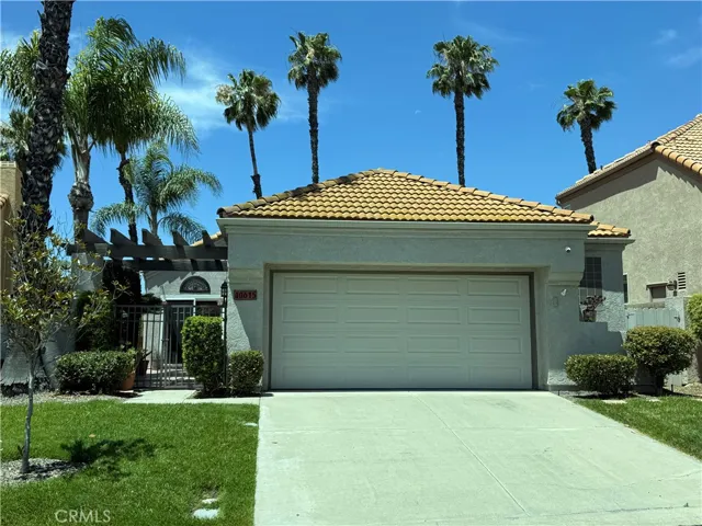 Great curb appeal and a Beautiful tree lined street