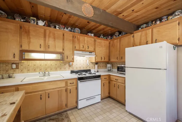 136 Mann, Big Bear City, California 92314