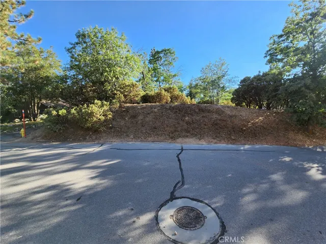 1248 Glacier Drive, Lake Arrowhead, California 92352
