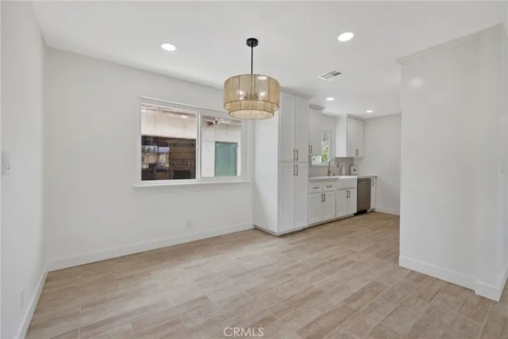 6125 E Mount Whitney, Laton, California 93242