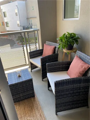 Cozy private Balcony