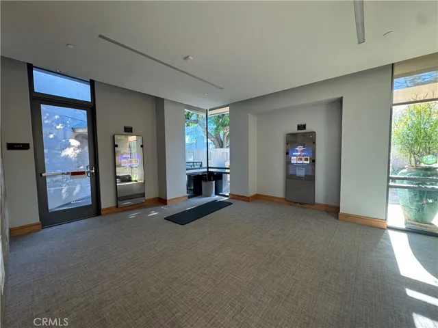 Mirror and yoga room