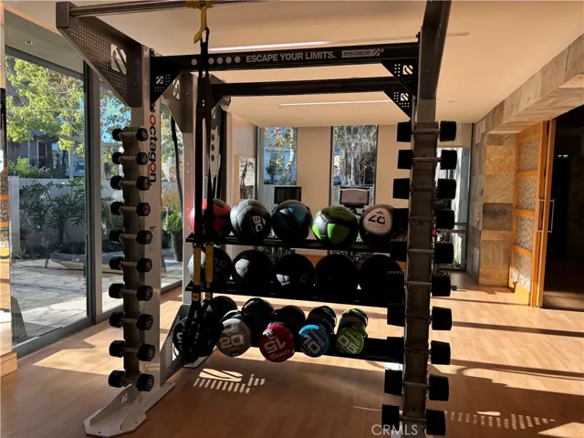 21 Gramercy 218, Irvine, California 92612