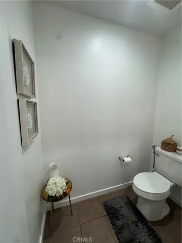 Primary bath Toilet