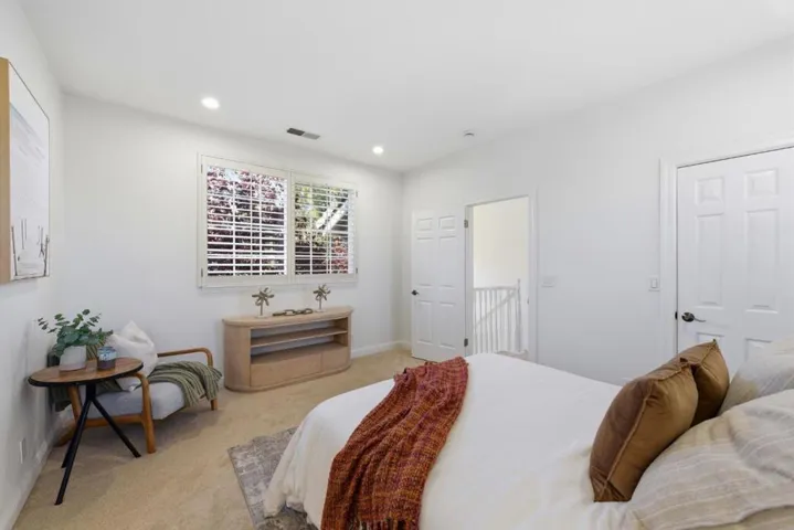 Spacious primary with walk in closet.
