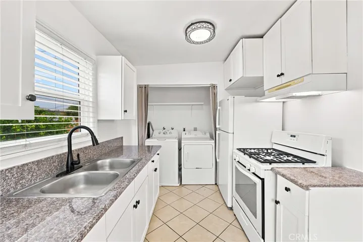 219 W Riggin C, Monterey Park, California 91754
