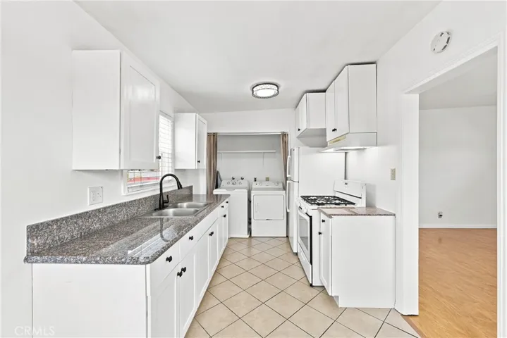 219 W Riggin C, Monterey Park, California 91754